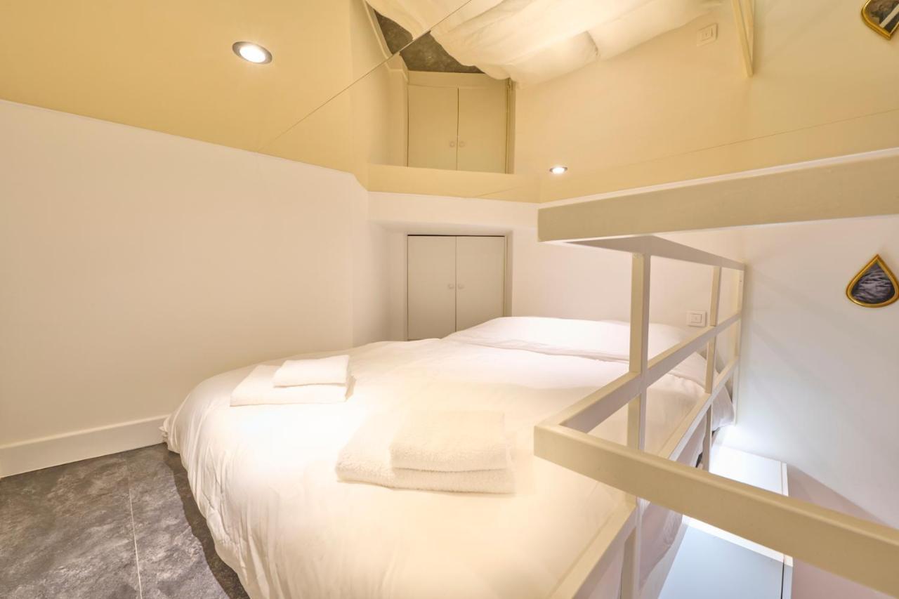 Amazing Studio 2P - Place Saint Georges/ Martyrs Parigi Esterno foto